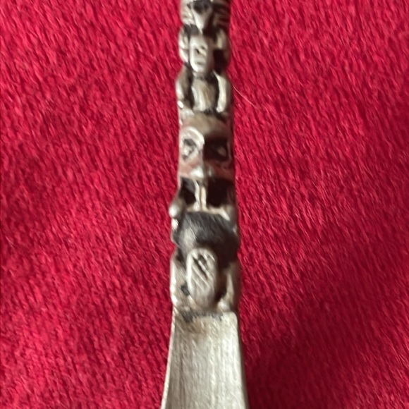 Indigenous Pewter Totem Collector Spoon - Picture 4 of 12